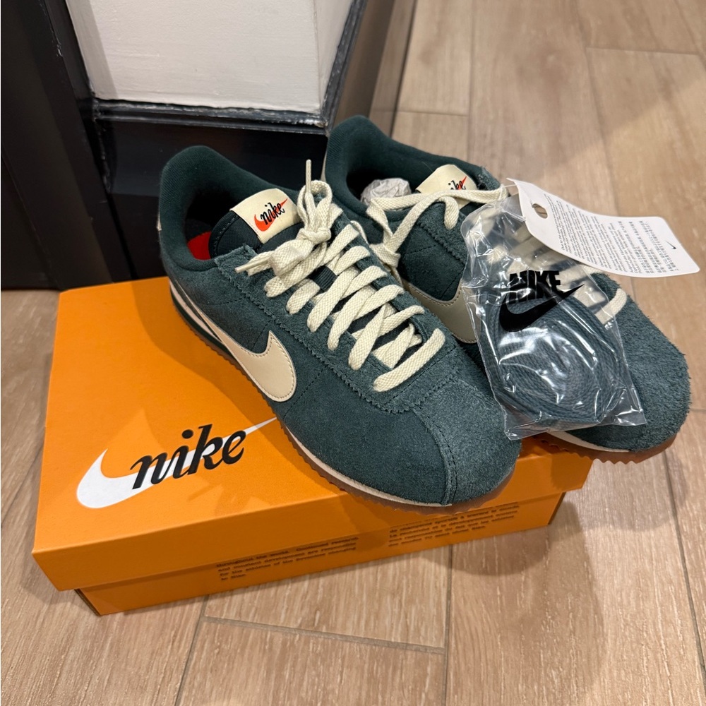 Nike Cortez Vintage Suede